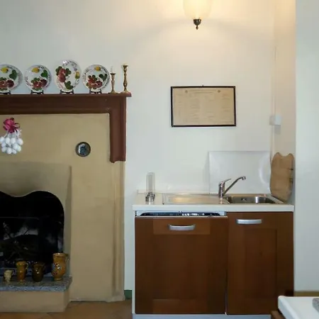 Locazione Turistica Vecchia Scuola * Porto Valtravaglia